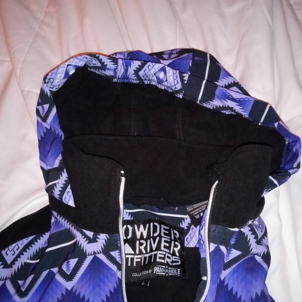 NWOT.  POWDER RIVER OUTFITTERS CO-ED JACKET.